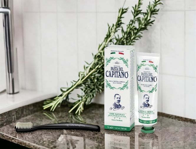 Hovedbilde Pasta del Capitano TANNKREM ...