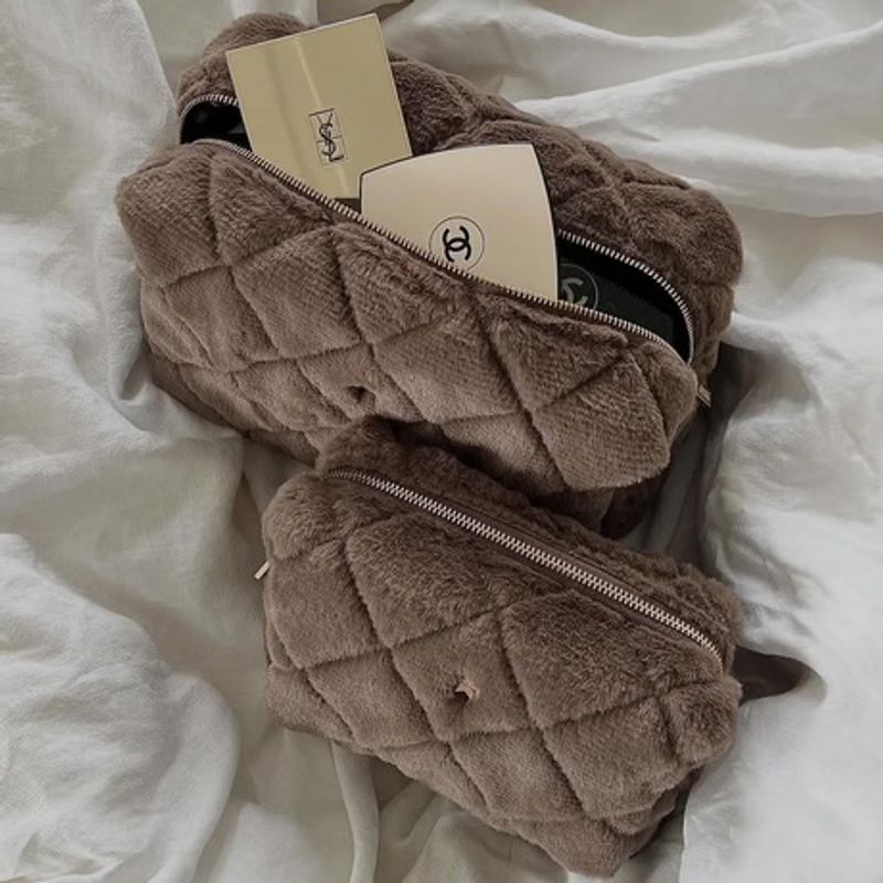 Dark FAUX FUR QUILTED MAKE-UP POUCH LARGE WARM TAUPE